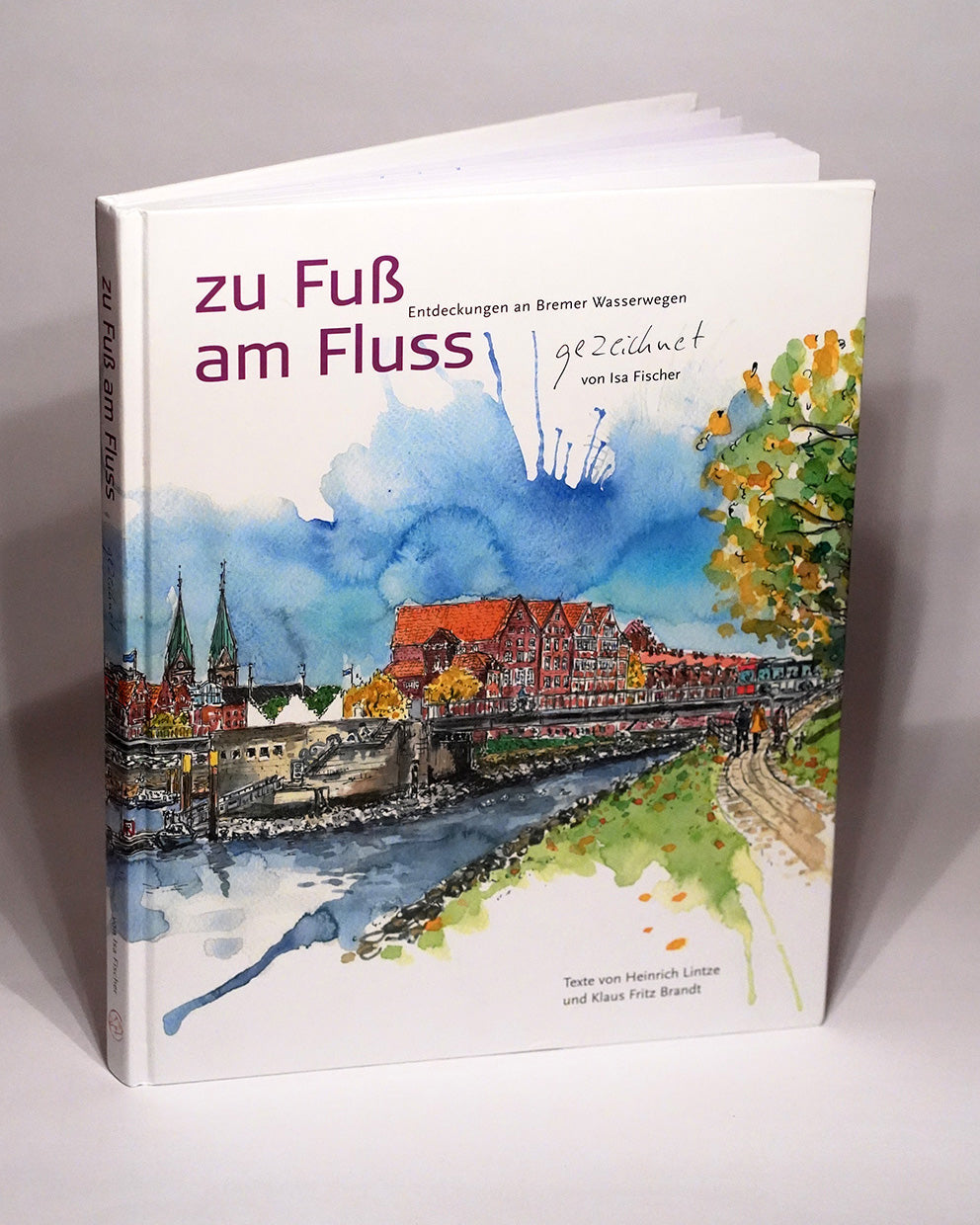 Buch zu Fuß am Fluss